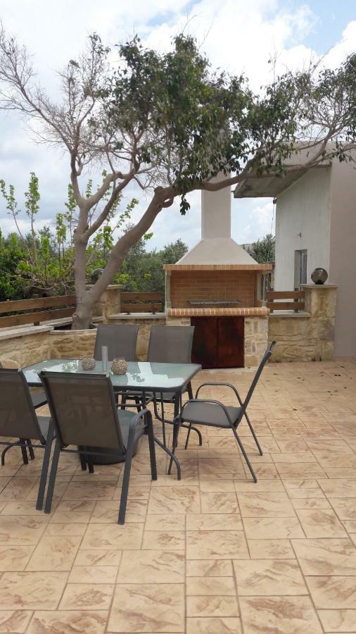 Villa Amarantos House Kíssamos Esterno foto